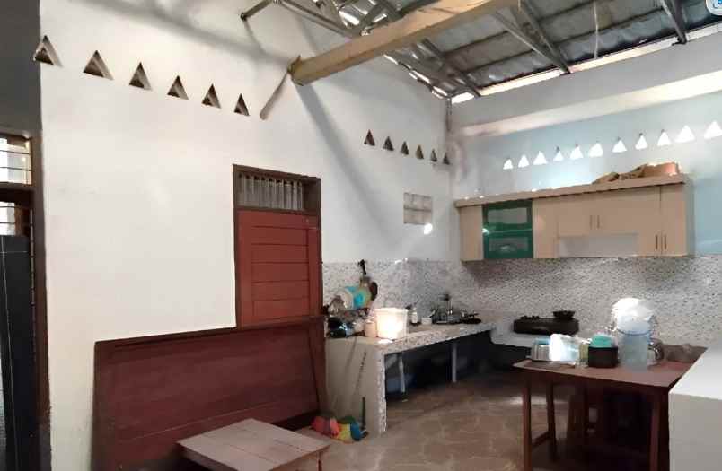 jual butuh rumah besar komplek dekat cipageran cimahi