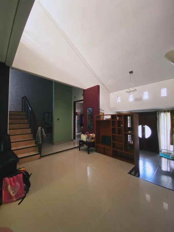 jual cepat rumah siap huni di setra duta