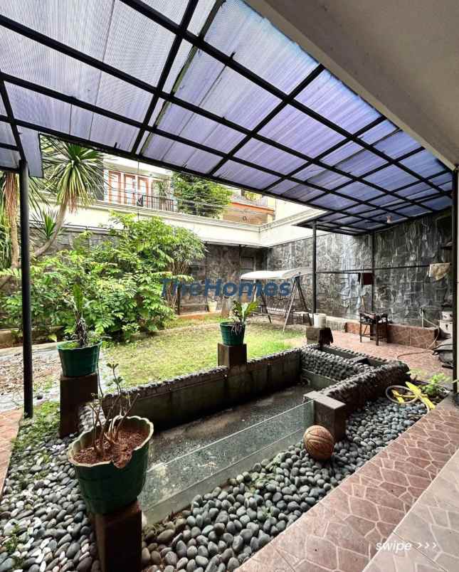 jual rumah apik di tebet barat dalam