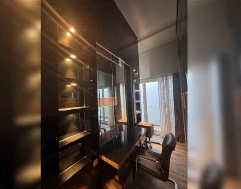 jual rumah araya 1 galaxy bumi permai surabaya timur