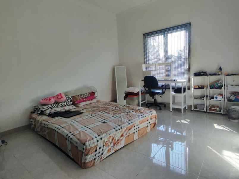 jual rumah hook di grand cibubur country cibubur