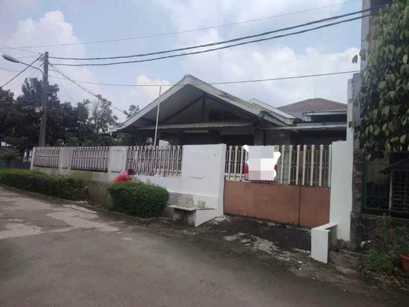 jual rumah lama bagus di graha indah kota bogor shm