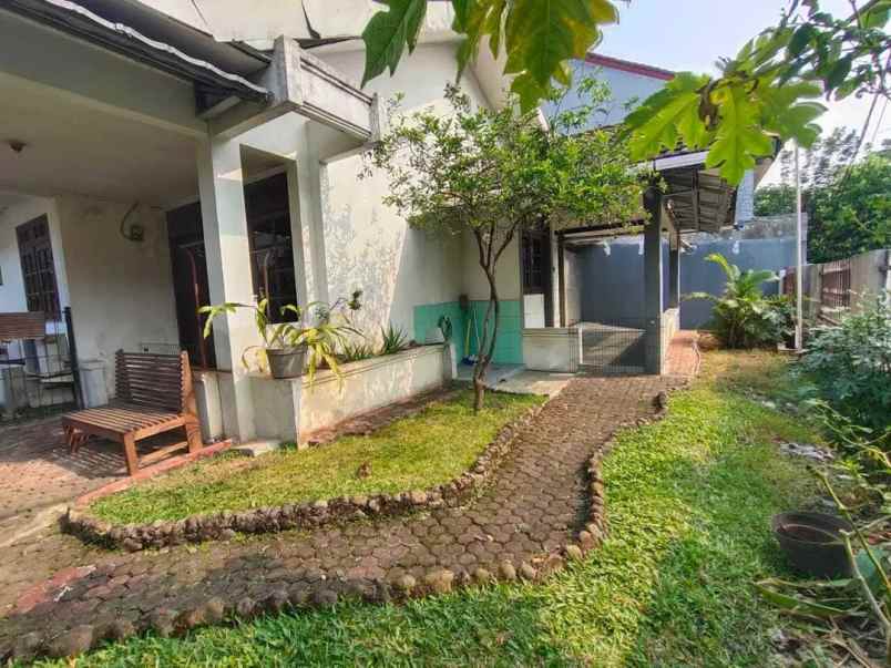 jual rumah lama bagus di graha indah kota bogor shm