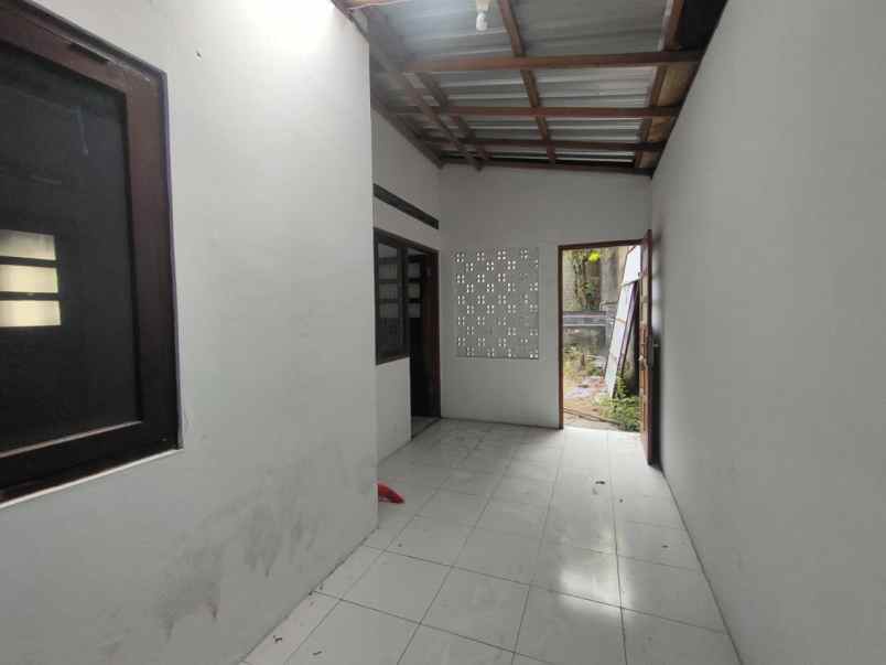 jual rumah luas dan murah bu solokota