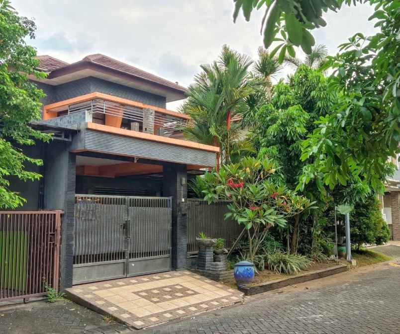 jual rumah nyaman puri surya jaya sidoarjo