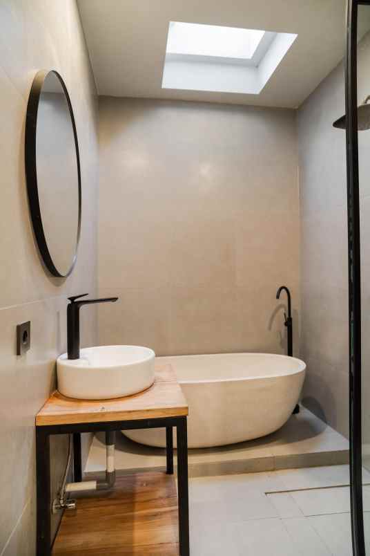 jual villa di kawasan canggu kuta utara