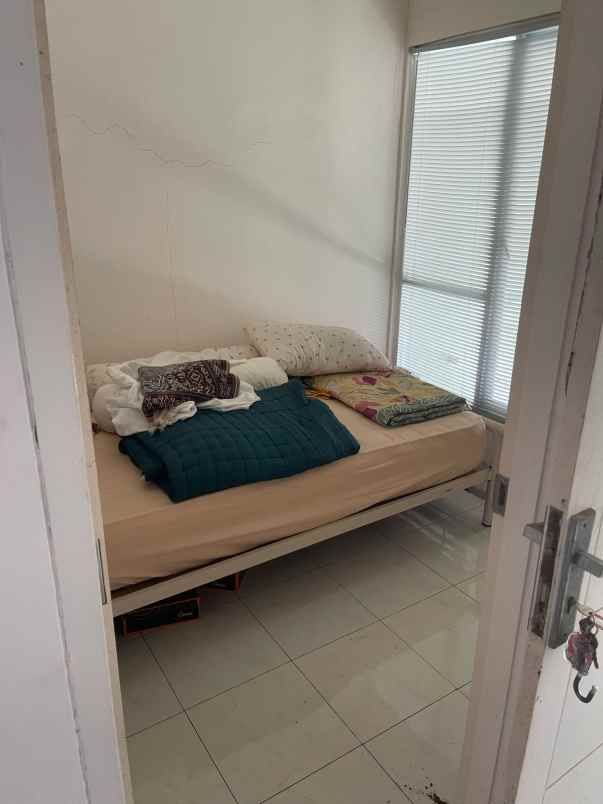 komplek sariwangi lingkungan aman 20 menit tol pasteur