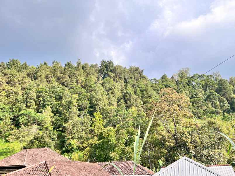 pekarangan 556m kawasan villa wisata kemuning