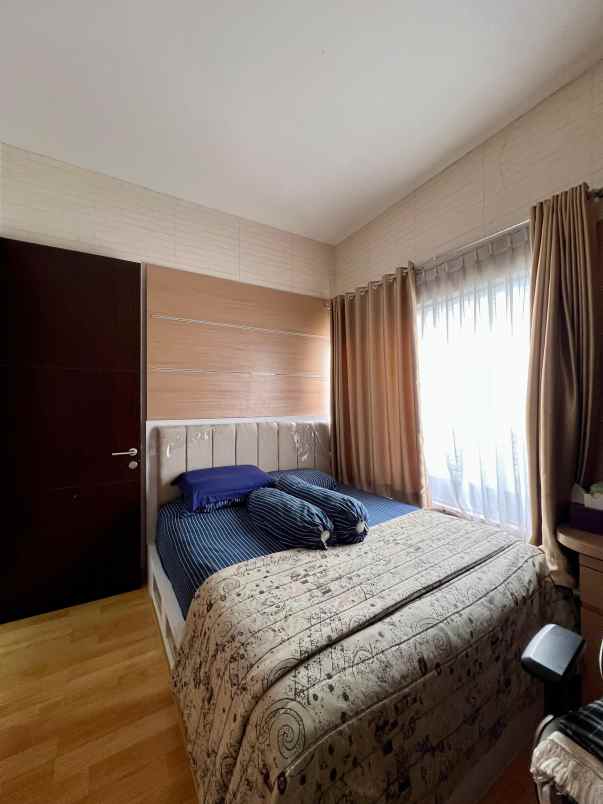 rare unit rumah luas asri di veteran jakarta selatan