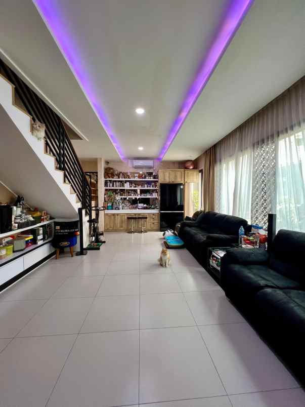 rare unit rumah luas asri di veteran jakarta selatan