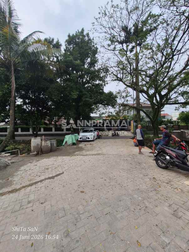 ruko 3 lantai strategis di mampang depok