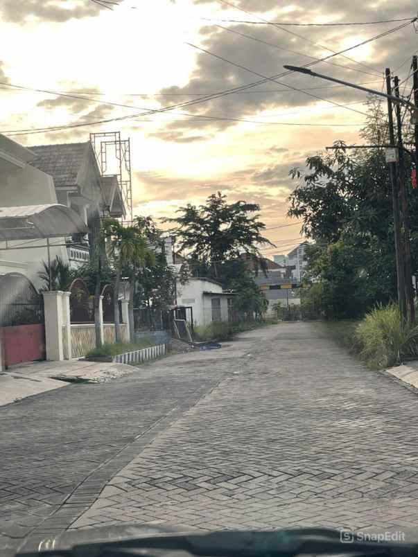 rumah 1 lantai sutorejo utara surabaya luas 300m2