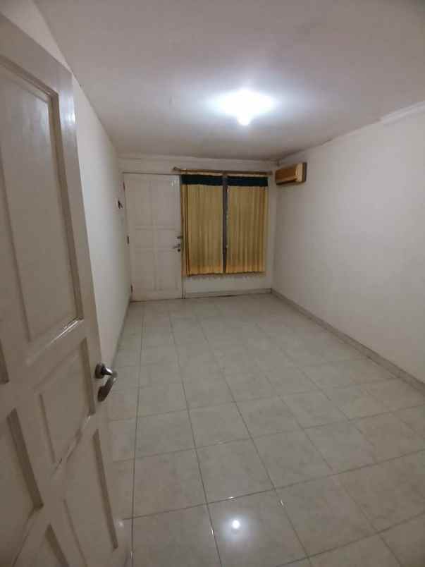 rumah 1 lantai wisma permai cocok dibangun kost an