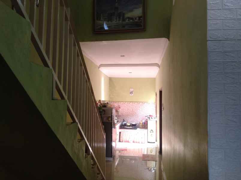 rumah 2 lantai bebas banjir dan longsor dijual