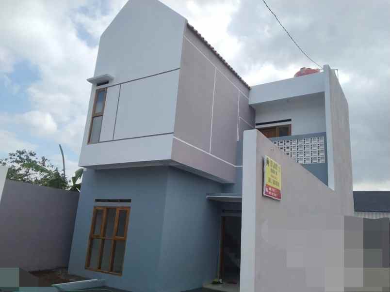 rumah 2 lantai dekat alun alun ujungberung bandung