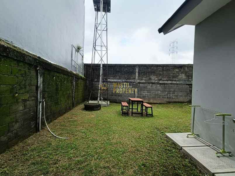 rumah 2 lantai one gate system di ngaglik sleman