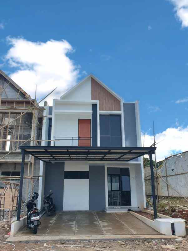 rumah 2 lantai setu cukup booking 1 jt