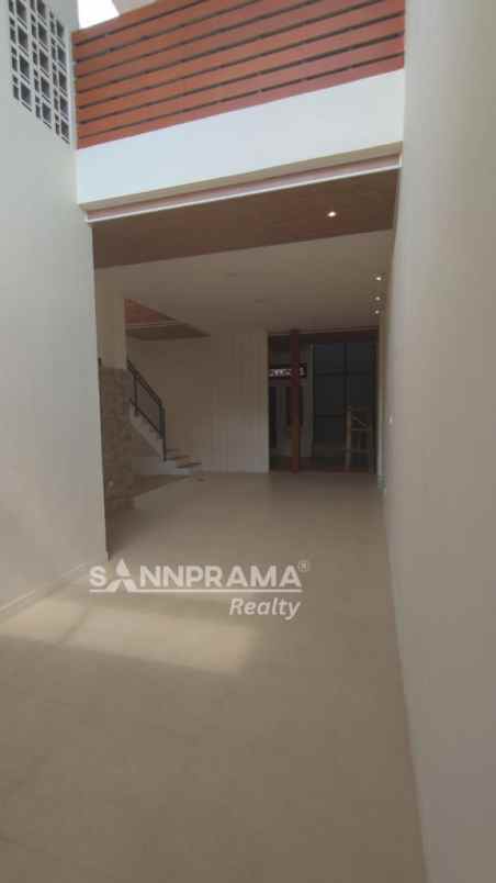 rumah 2 lantai siap huni dalam perumahan beji rilin