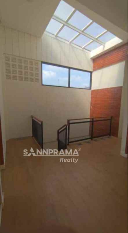 rumah 2 lantai siap huni dalam perumahan beji rilin