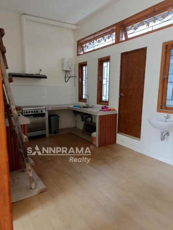 rumah 2 lantai siap huni dalam perumahan beji rilin