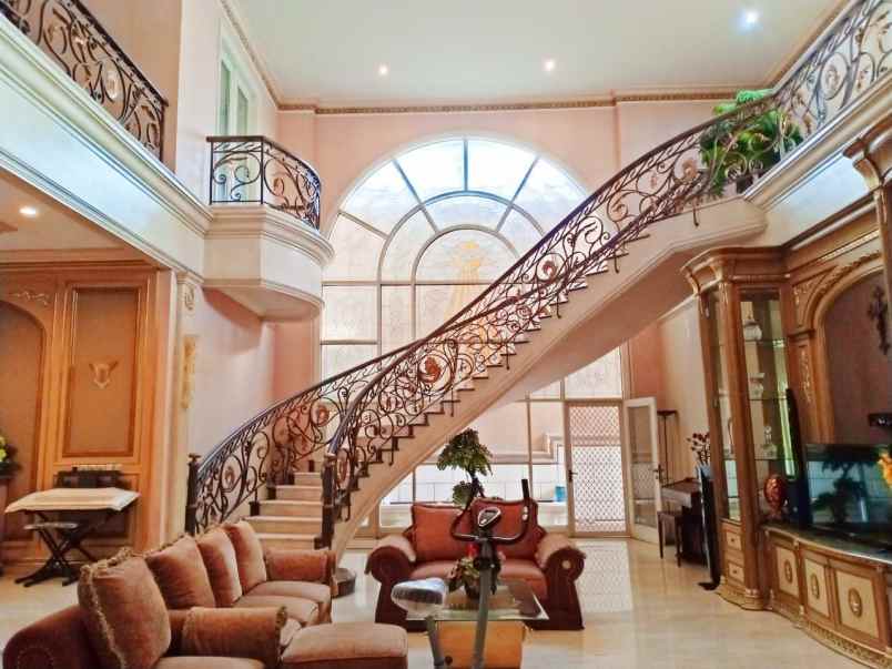 rumah araya 2 galaxy bumi permai strategis siap huni