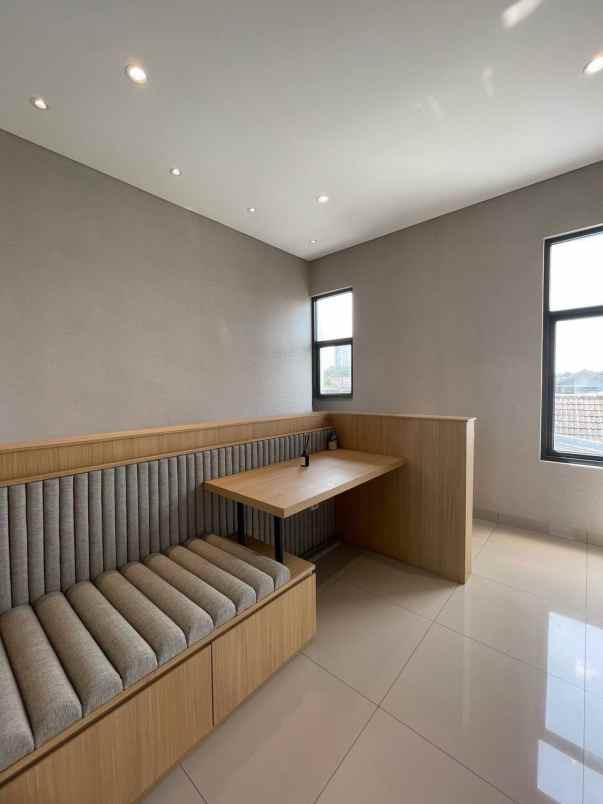 rumah baru bsd siap huni dp 0 free biaya kpr ppn shm