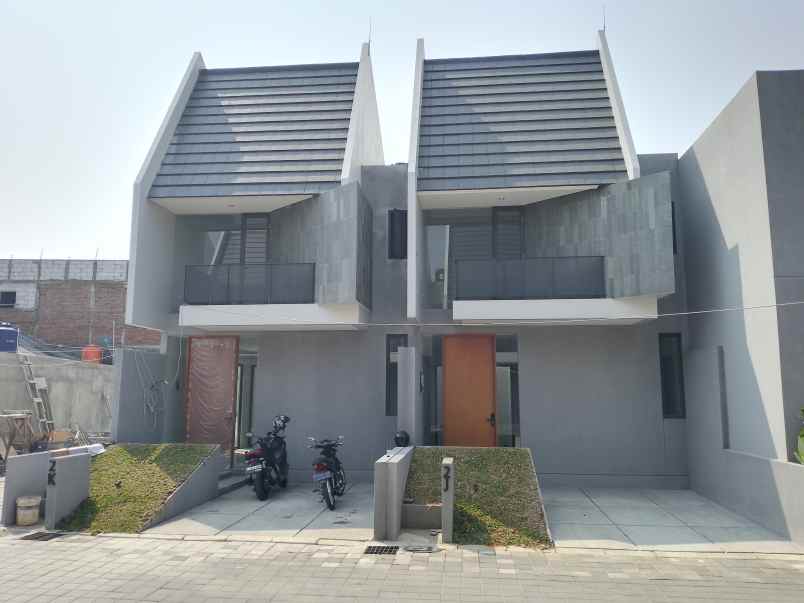 rumah baru cluster exclusive di jakarta