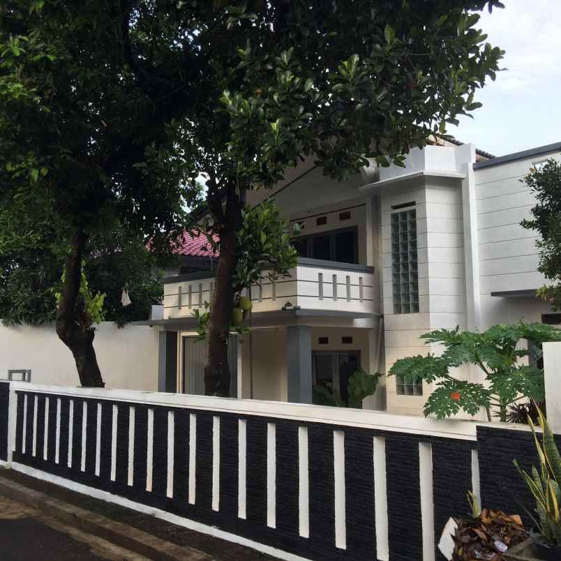 rumah besar luas halaman amann