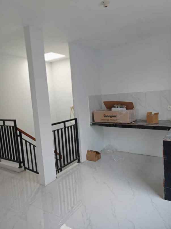 rumah cantik dalam cluster jagakarsa jakarta selatan