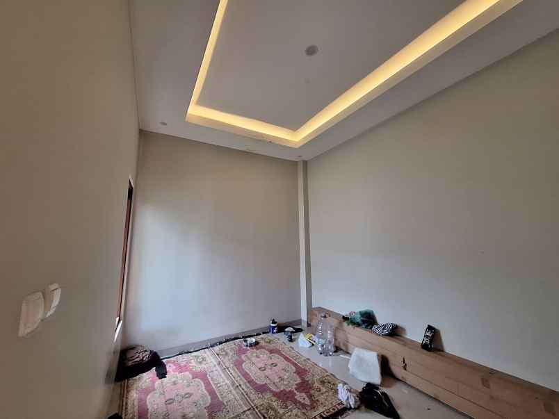 rumah cantik fungsional di mertoyudan magelang