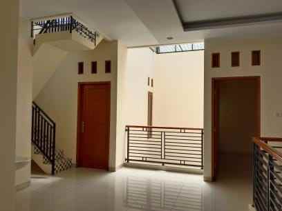 rumah cantik siap huni di griya bintara indah bekasi