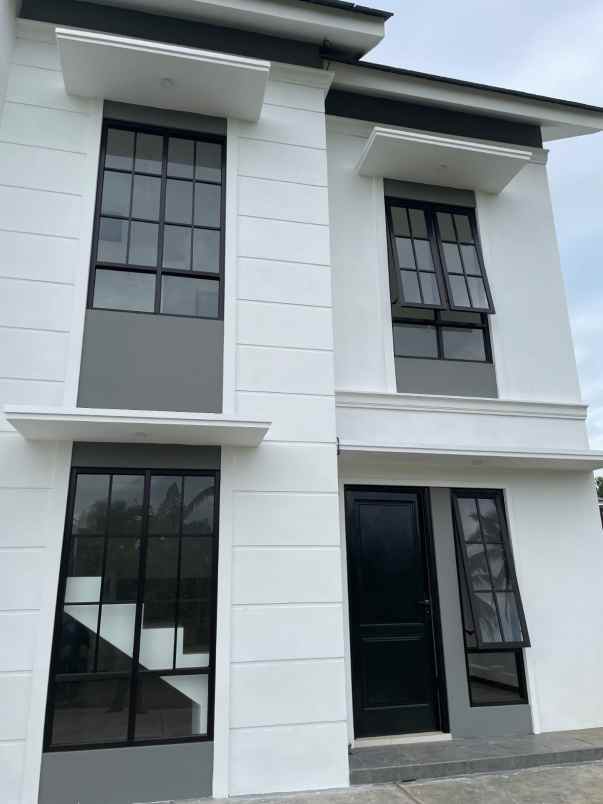 rumah dijual 2 lantai pakissaji malang