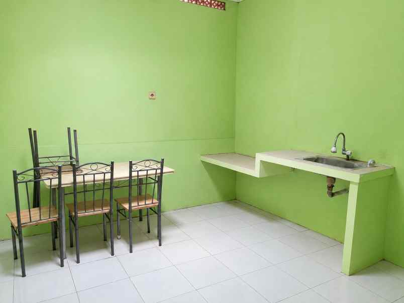 rumah dijual mojosongo jebres solo dekat kampus uns