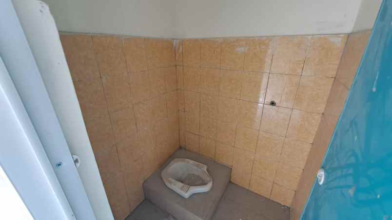 rumah elegan harga subsidi dekat jalan wates