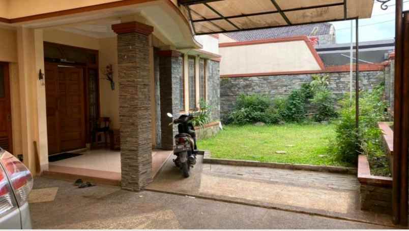 rumah elite gunung batu dekat tol pasteur hadap barat