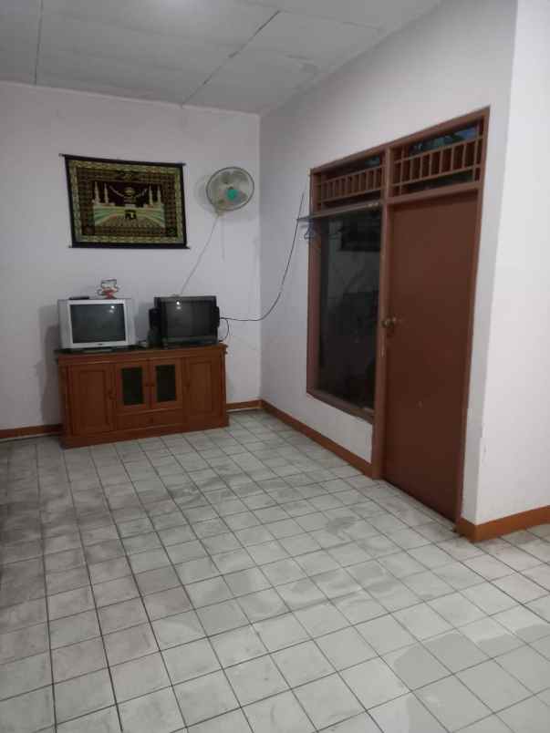 rumah hadap timur siap huni harapan kita lt 112 70 shm