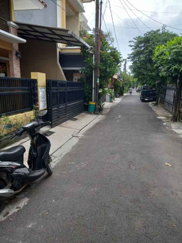 rumah hadap timur siap huni harapan kita lt 112 70 shm