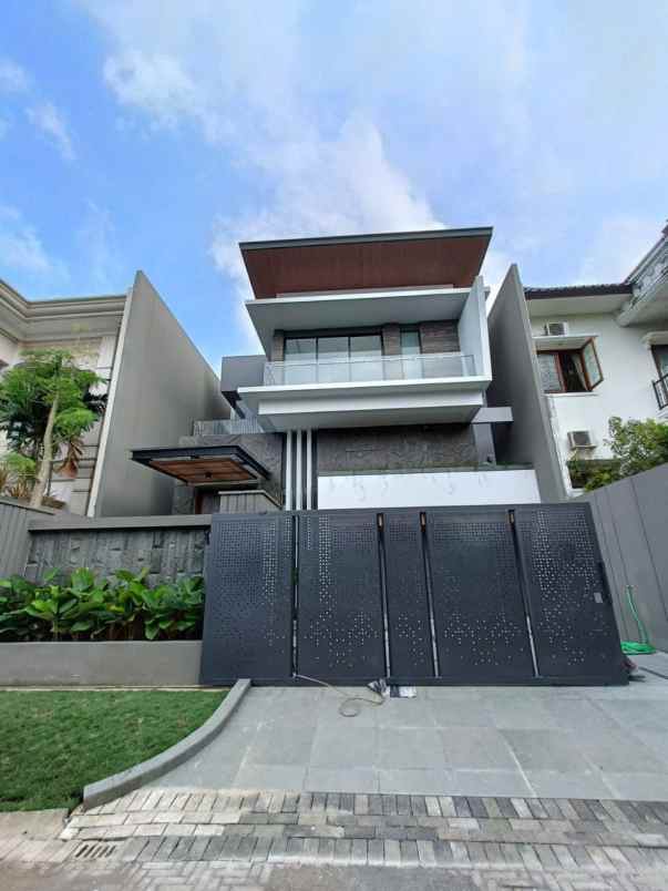 rumah high end house cluster taman golf