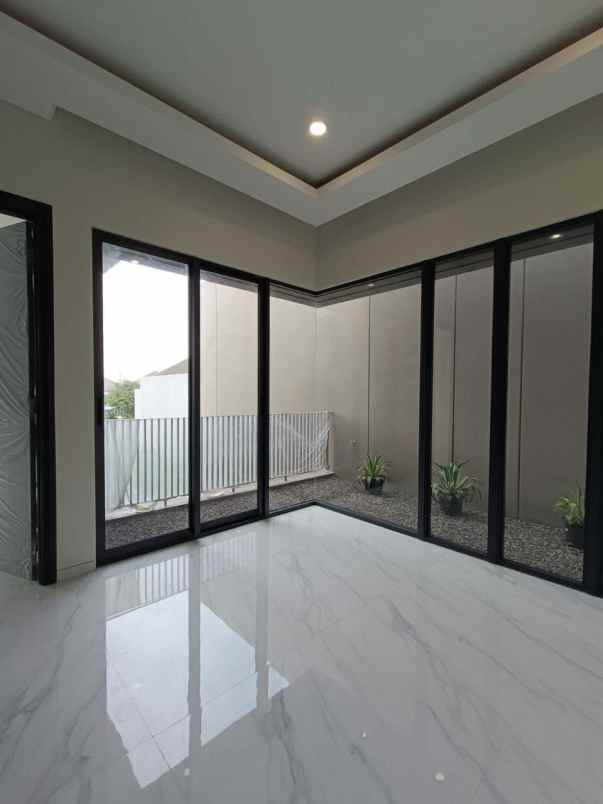 rumah high end house cluster taman golf