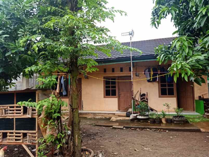 rumah jl duwet tugu bambu