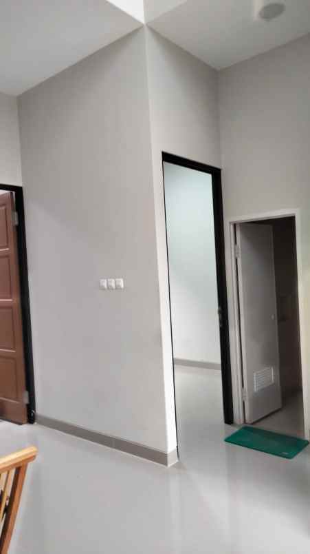 rumah jl hj emba pd petir kec