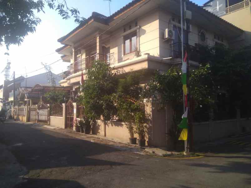 rumah jln letjen sarbini marga