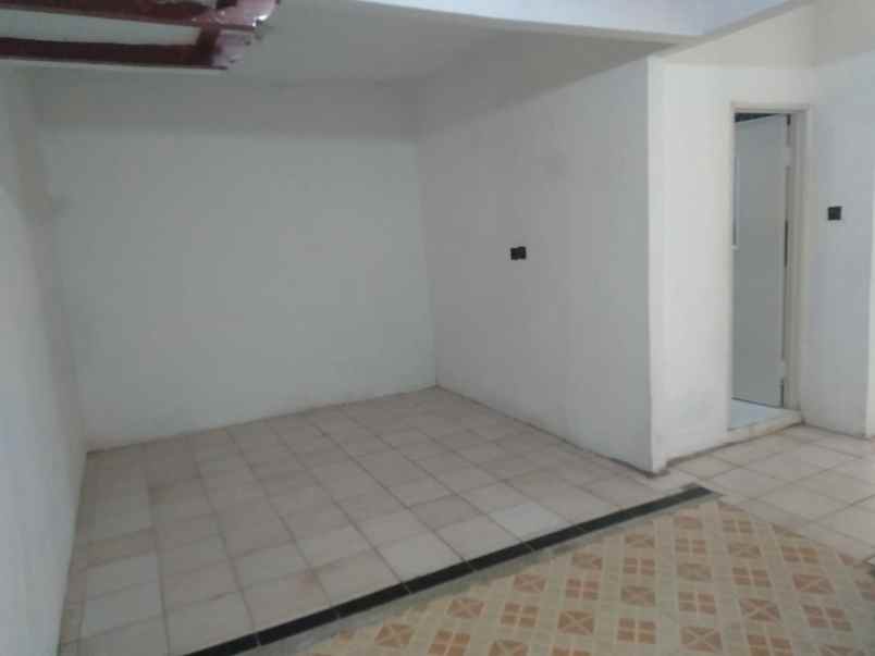 rumah komplek duta bintaro