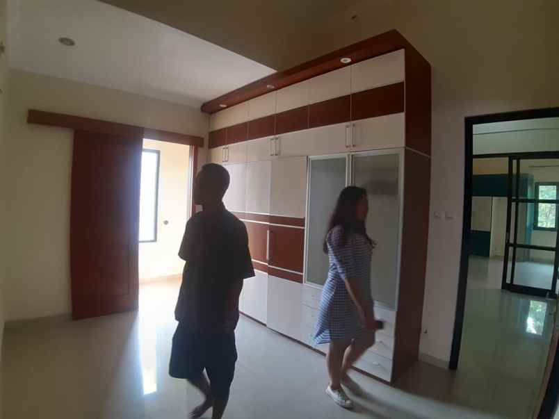 rumah kost kos depan gerabng uii