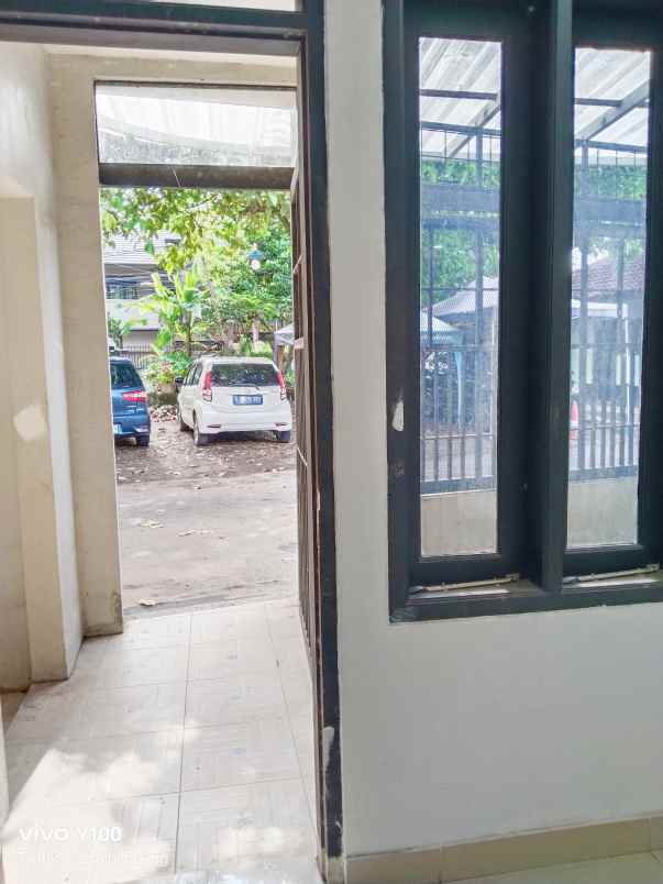 rumah lokasi straregis di salendro buah batu bandung