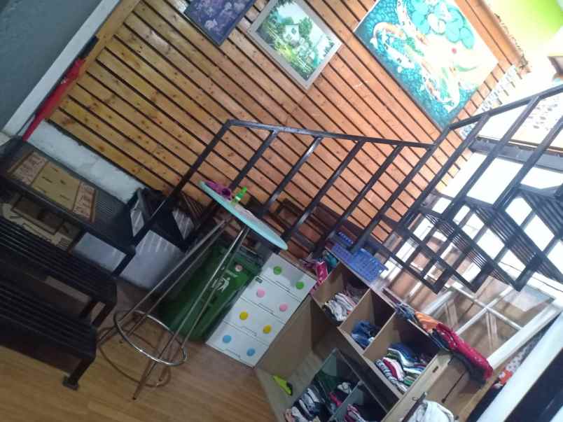 rumah lokasi strategis pusat kota dekat asia afrika