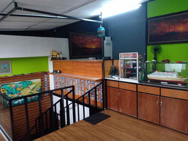 rumah lokasi strategis pusat kota dekat asia afrika