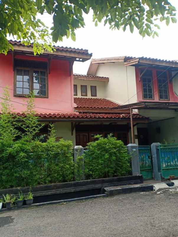 rumah margahayu raya soekarno hatta buah batu