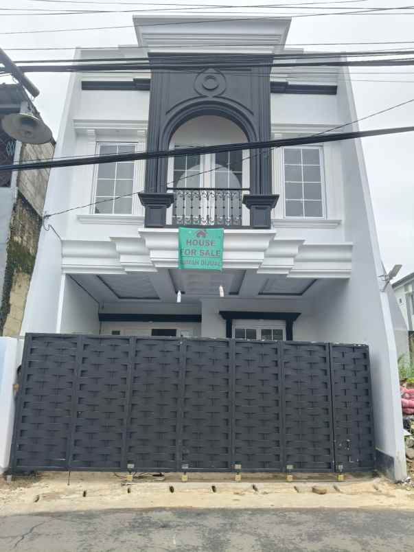 rumah mewah 2 lantai siap huni murah dibeji depok