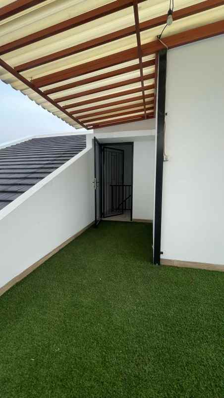 rumah mewah dalam cluster cilangkap jakarta timur